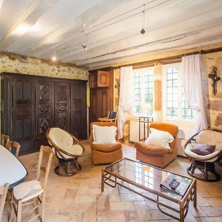Lively Holiday With Private Pool Nyaraló
